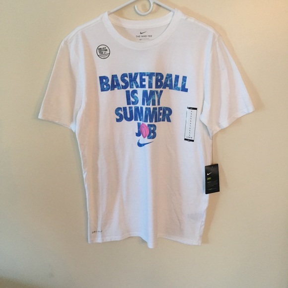 ❌SOLD❌ Nike Men’s Dry Graphic T-Shirt - Picture 2 of 6